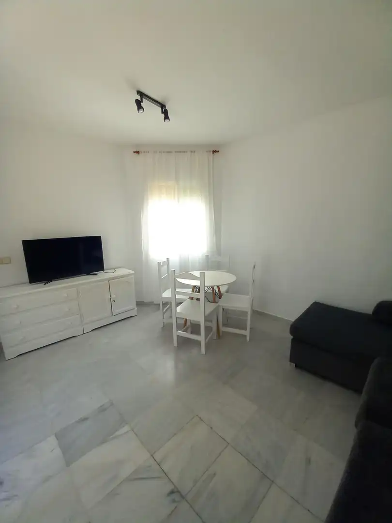 Flat for rent in Calle Victoria, La Victoria