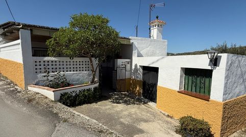 Casa rústica  a la venta con 4.000 m2 de terreno en Coín, zona Cortijo Benítez, imatge 2