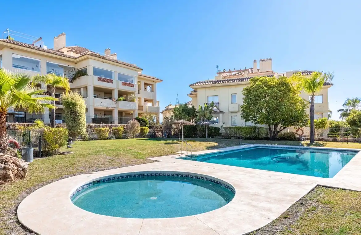 Wohnung mit Pool zum Verkauf in Selwo