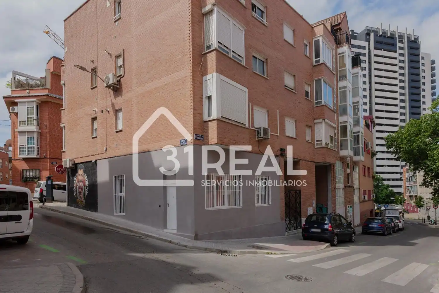 Exterior view of Flat for sale in Madrid  with Heating and Furnished