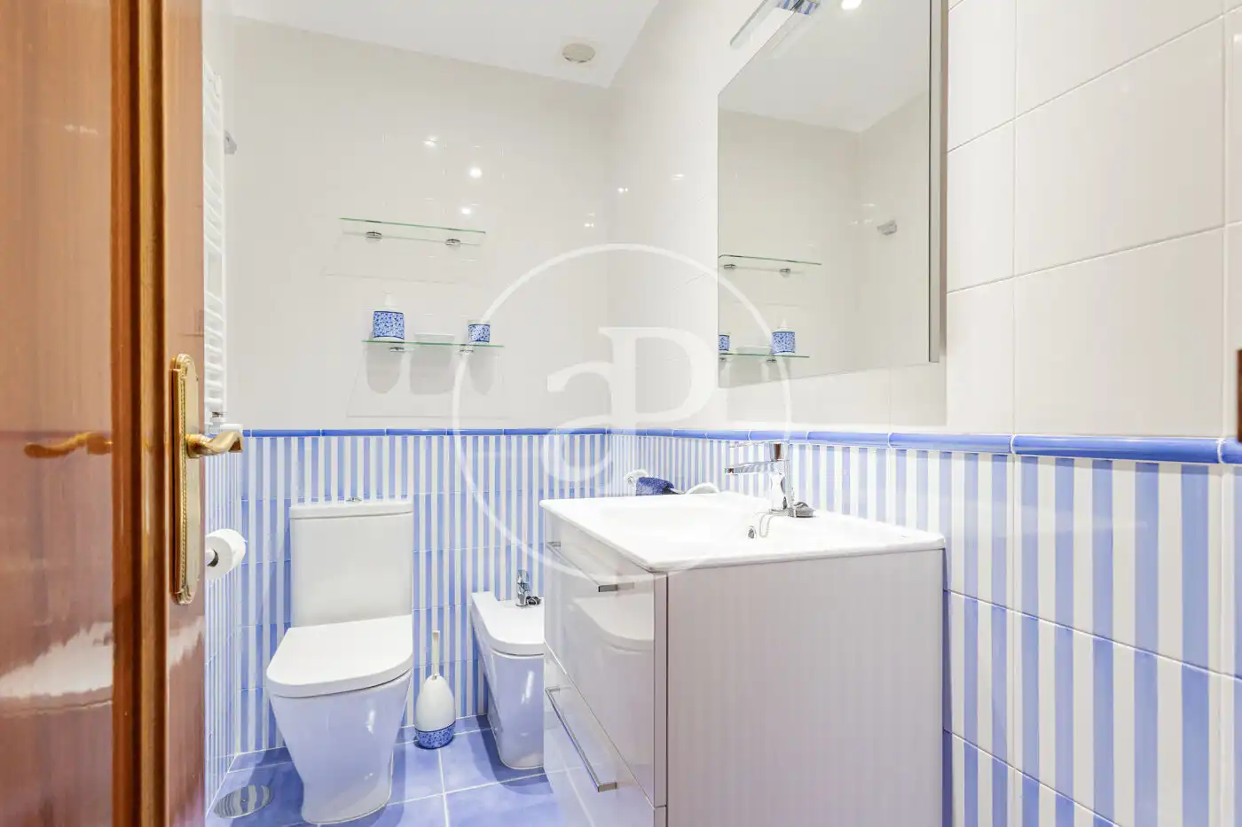 Bathroom of Flat for sale in Fuencarral - El Pardo