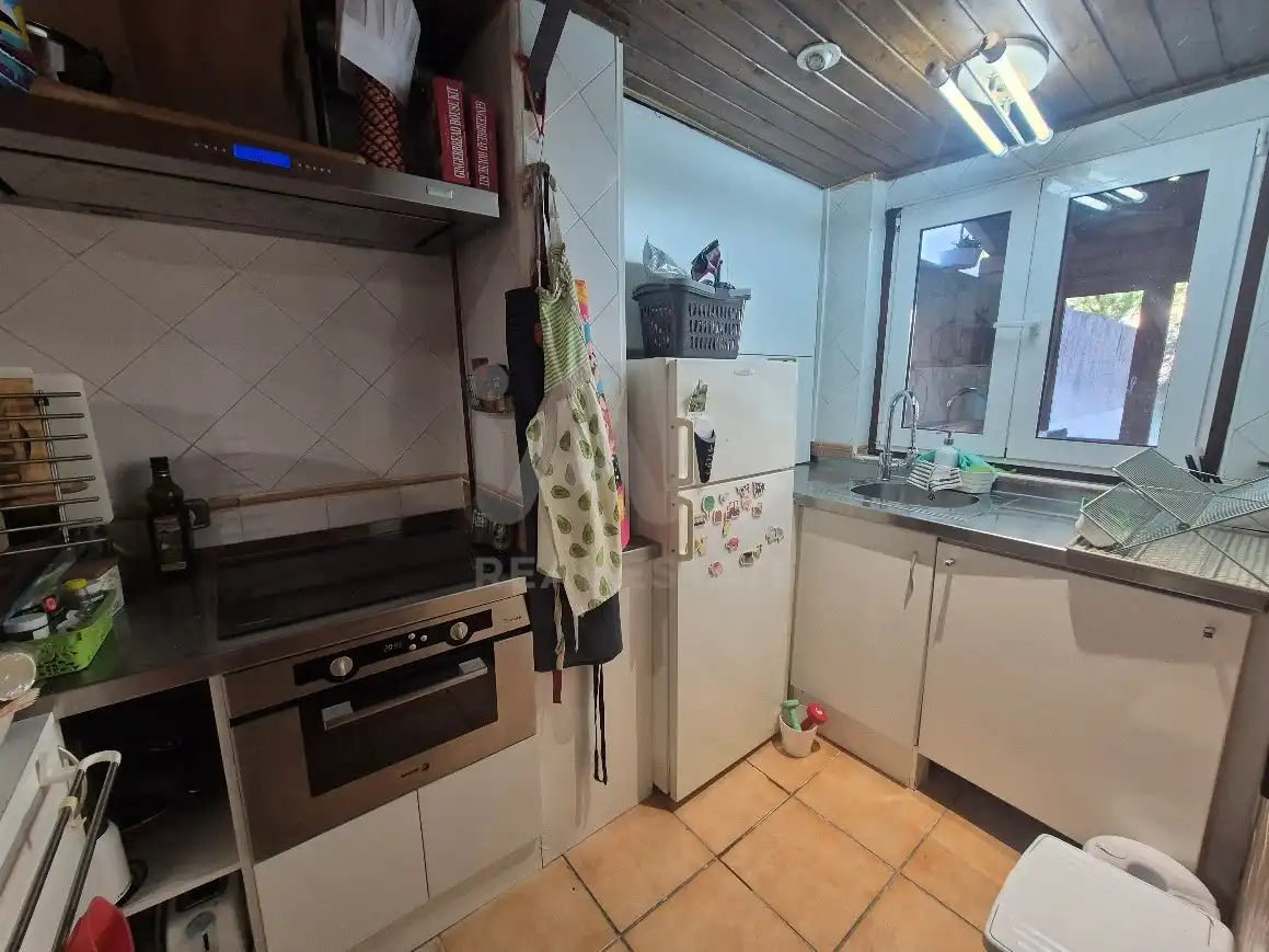 Cuina de Casa adosada en venda en Monterrubio de Armuña amb Calefacció i Terrassa