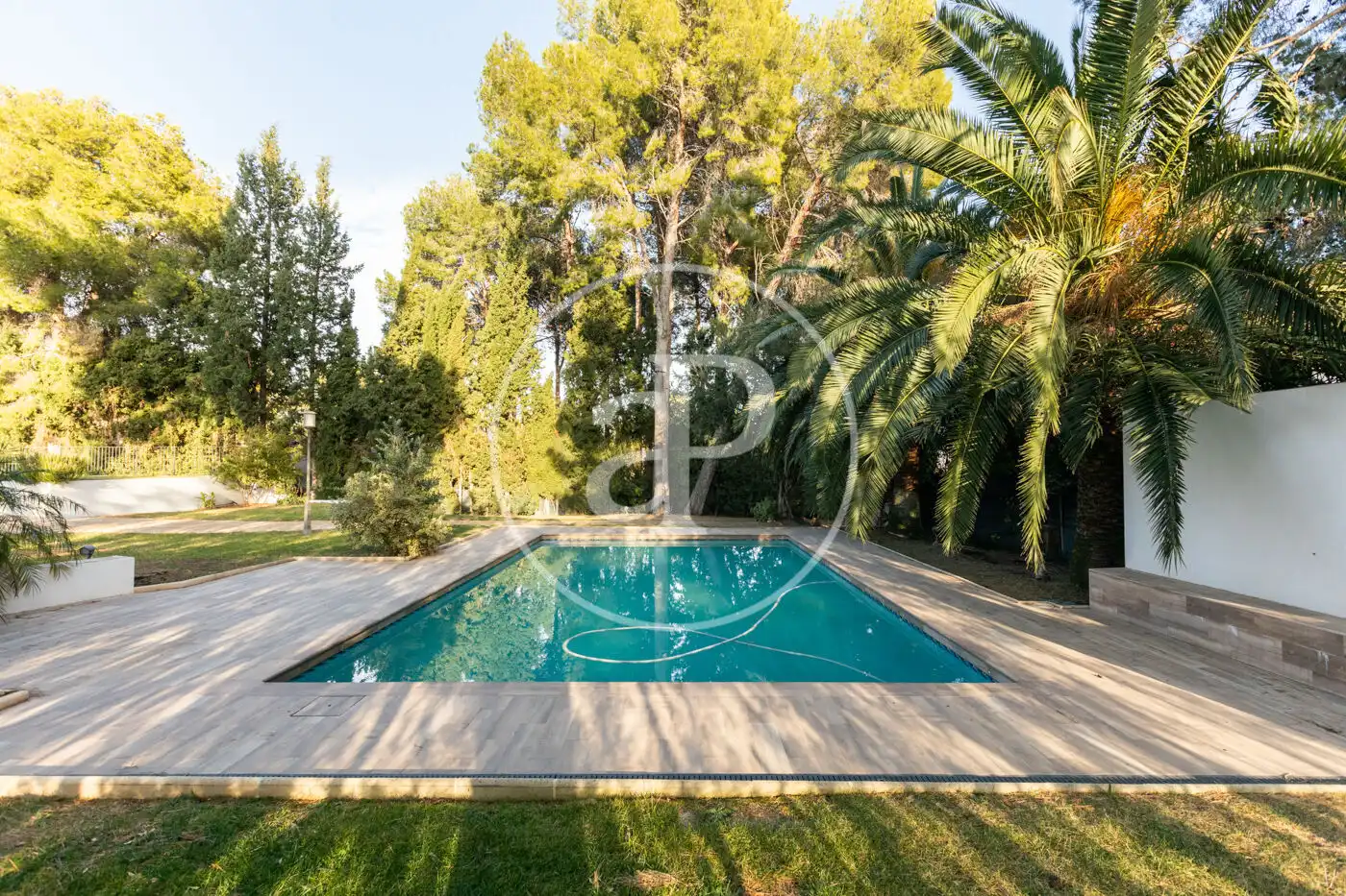 Piscina de Casa o xalet en venda en Chiva amb Aire condicionat, Calefacció i Jardí privat