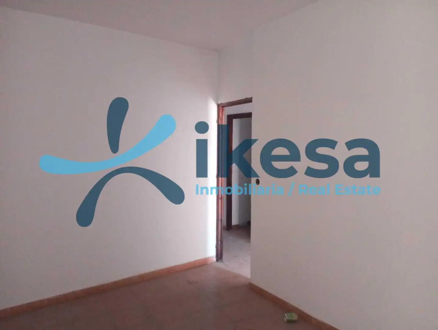 Casa adosada en venta en Calera de León