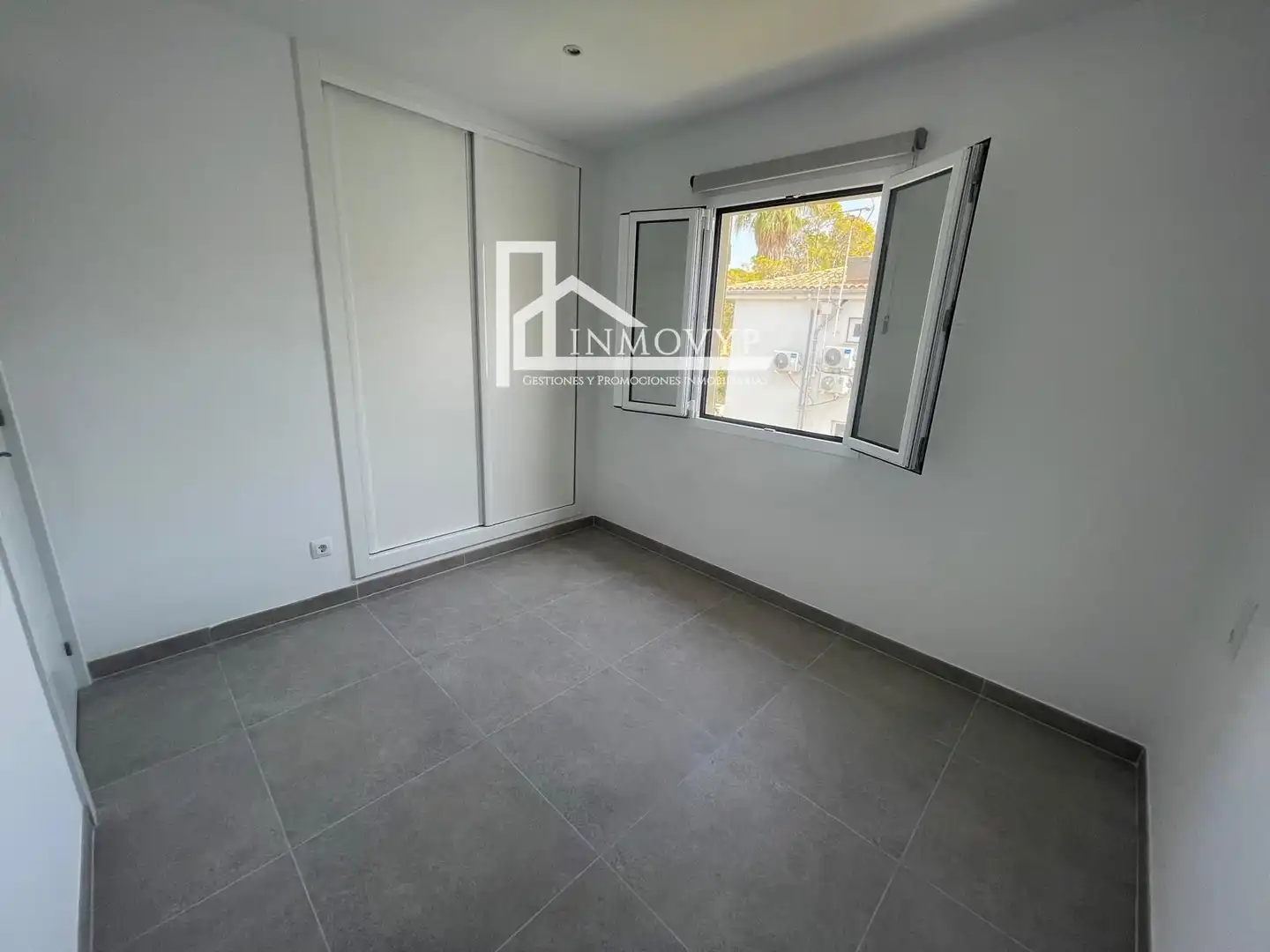 Schlafzimmer von Wohnung zur Miete in Alcúdia mit Klimaanlage, Heizung und Abstellraum