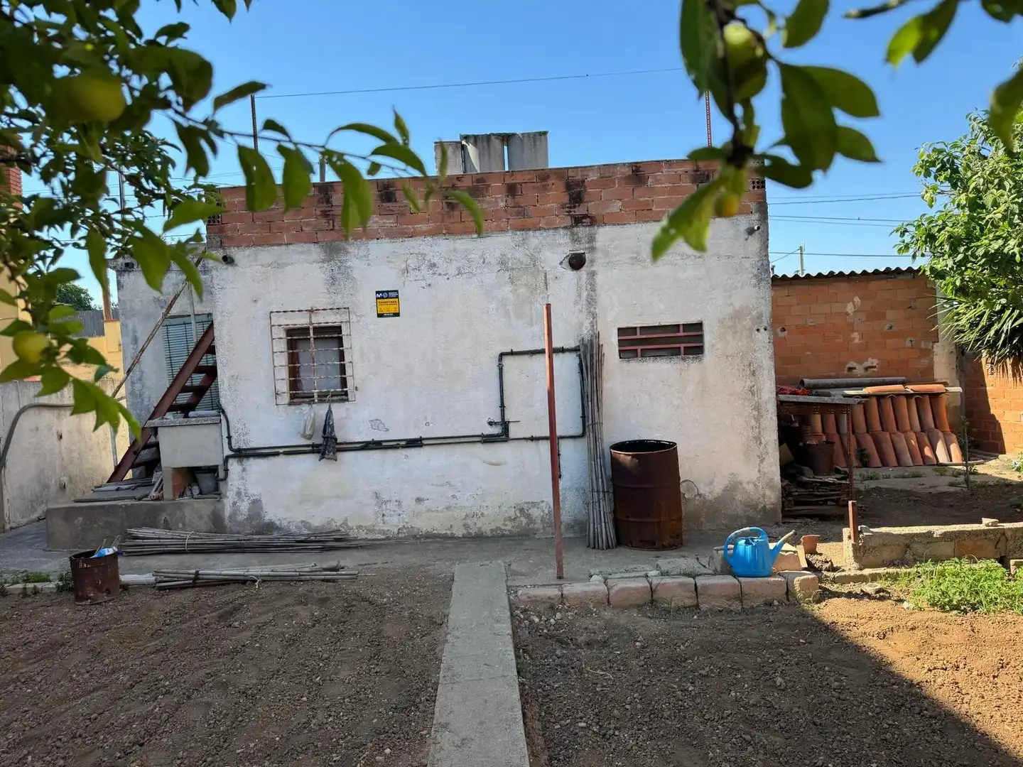 Vista exterior de Residencial en venta en Montcada i Reixac