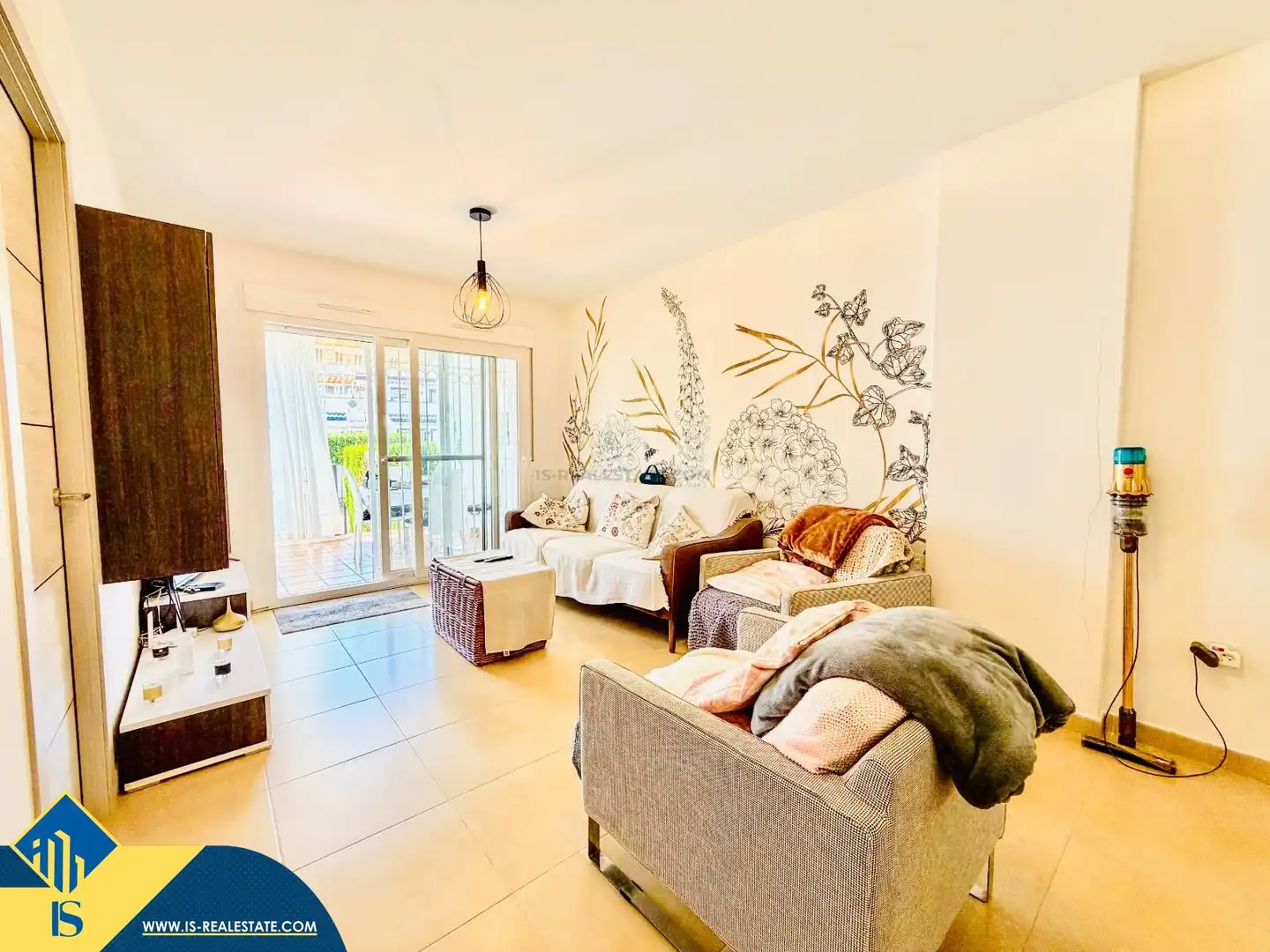 Living room of Flat for sale in Orihuela  with Terrace, Furnished and Oven