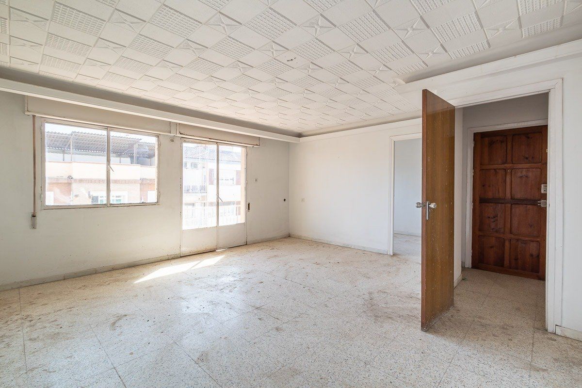 Schlafzimmer von Wohnung zum verkauf in Guadix mit Terrasse und Balkon