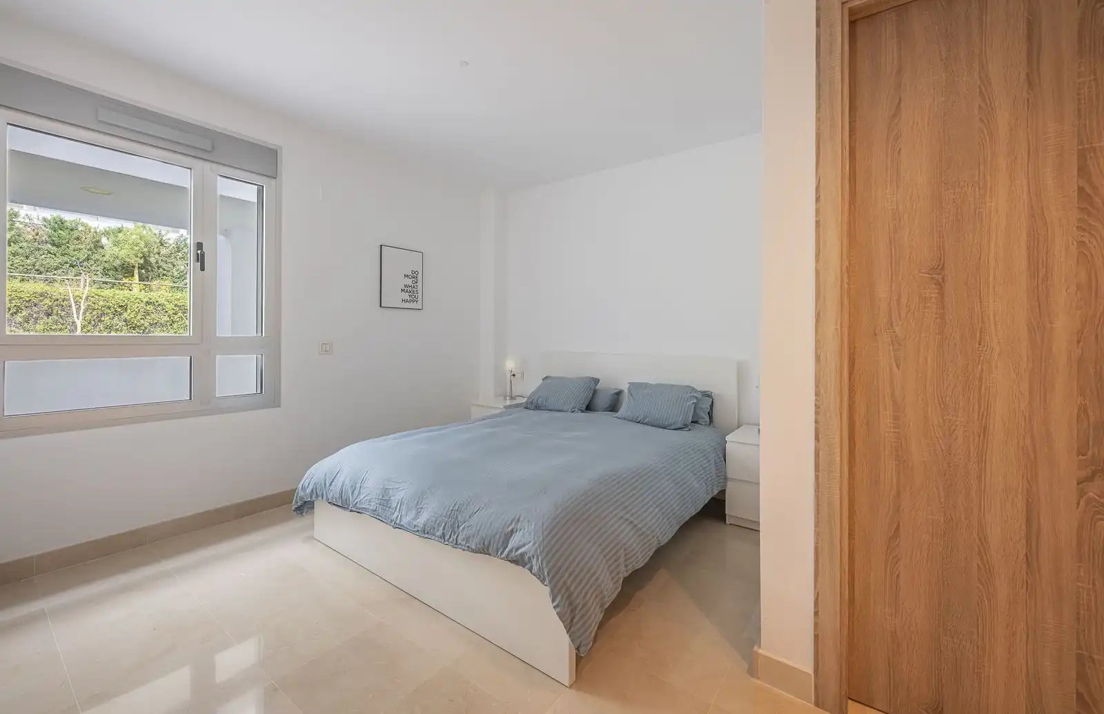 Habitación de Dúplex en venta en Benahavís con Aire acondicionado, Terraza y Trastero