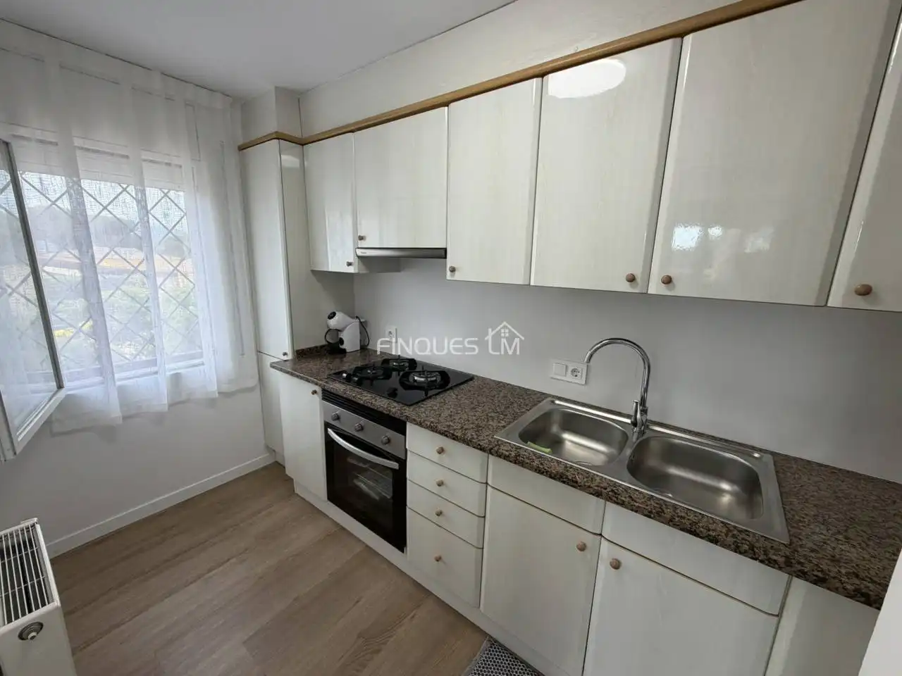 Cuina de Casa o xalet en venda en Tordera amb Calefacció, Jardí privat i Parquet