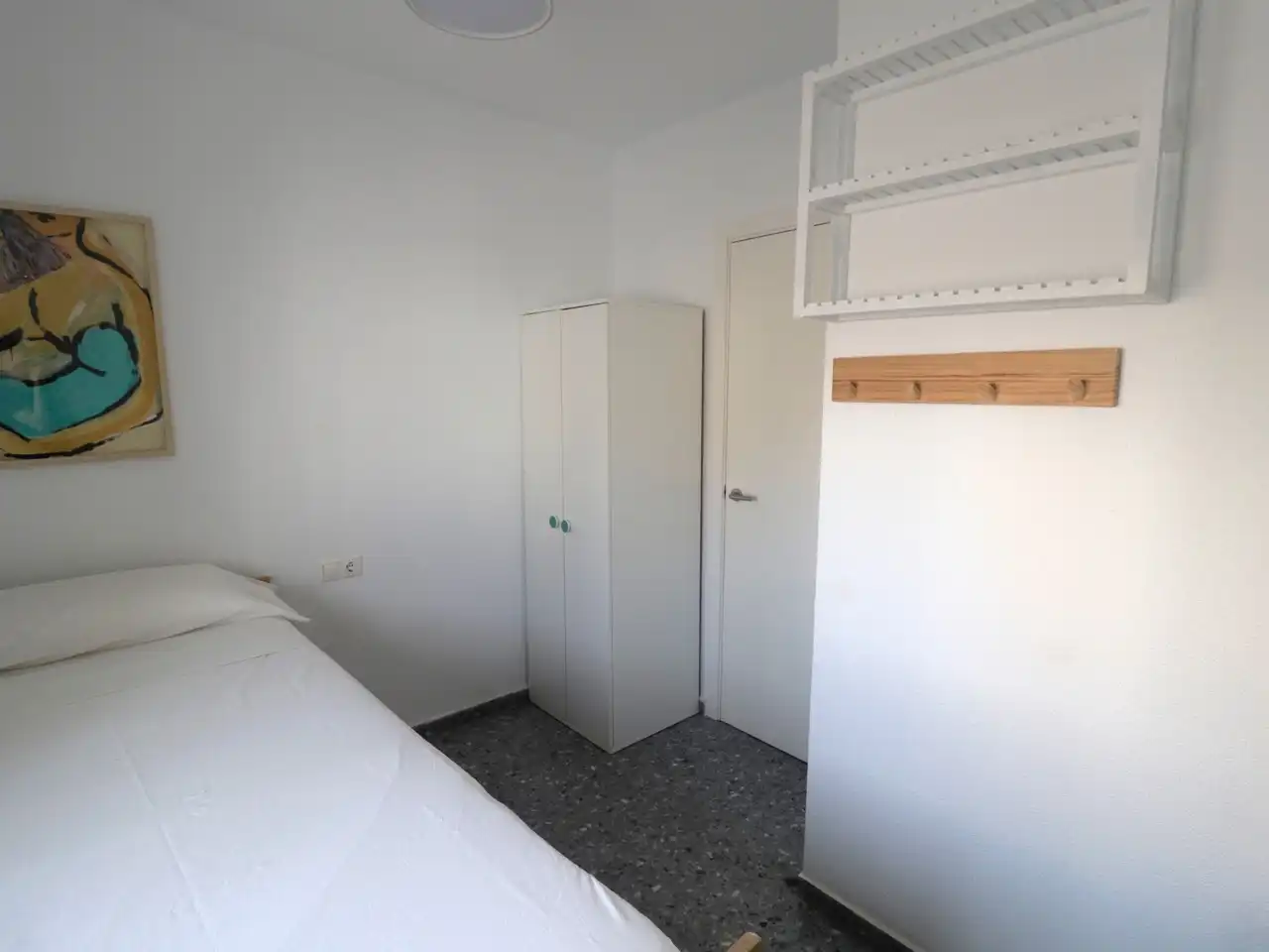 Schlafzimmer von Wohnung zur Miete in  Cádiz Capital mit Klimaanlage und Balkon