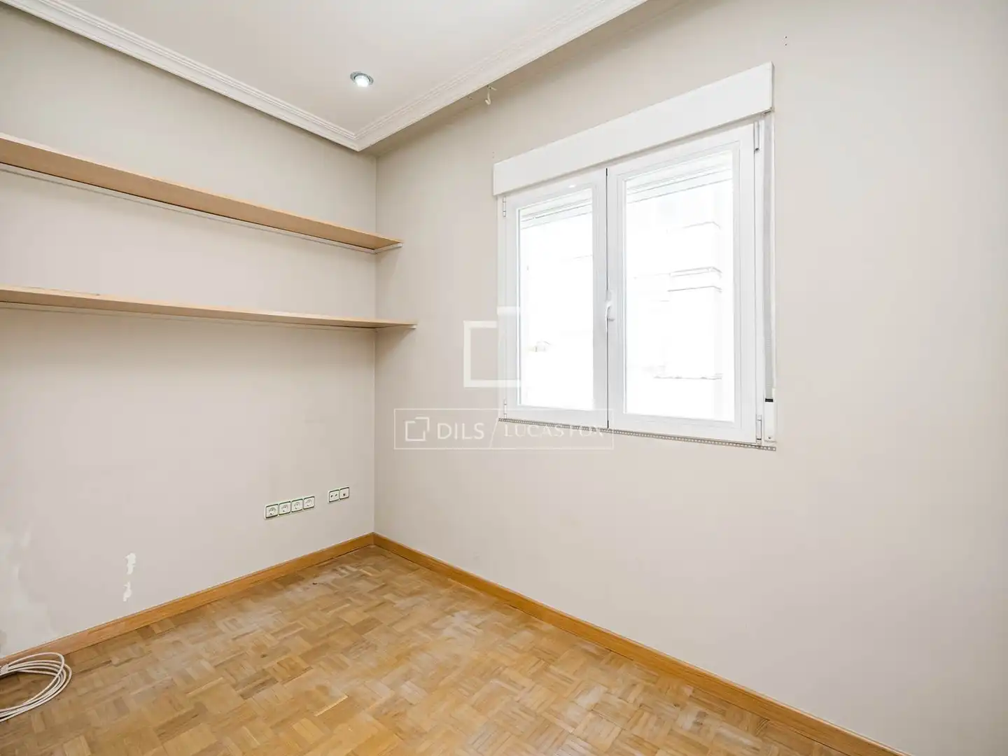 Habitación de Piso en venta en Madrid con Aire acondicionado y Calefacción