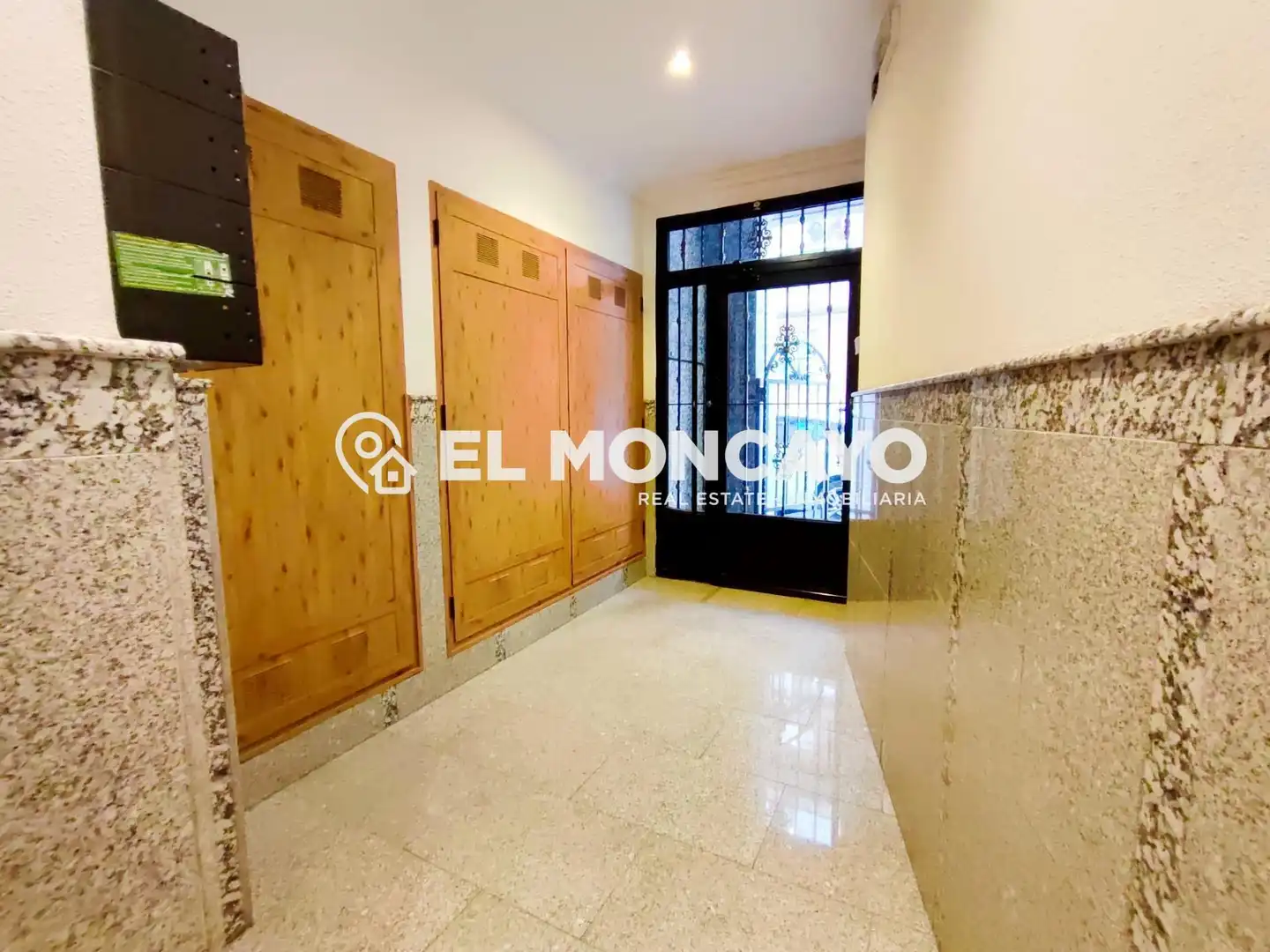 Apartments for sale in Almoradí  with Air Conditioner, Heating and Furnished