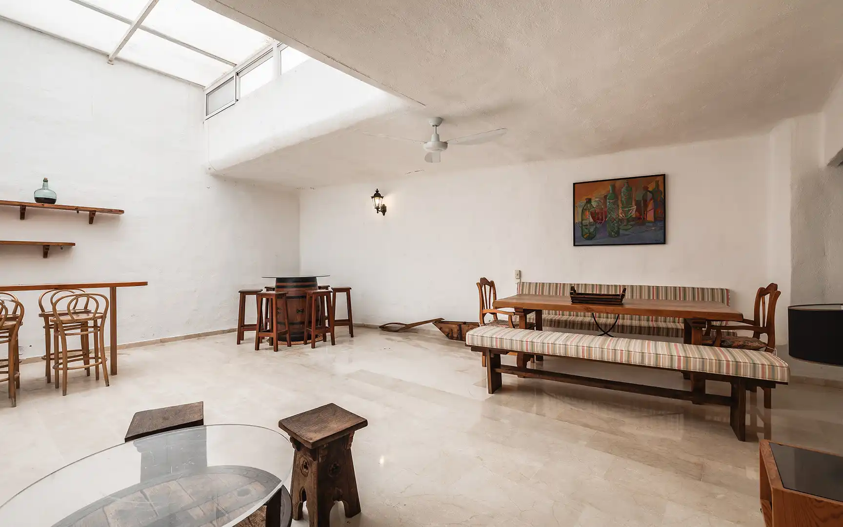 Sala de estar de Planta baja en venta en Marbella con Aire acondicionado, Jardín privado y Terraza
