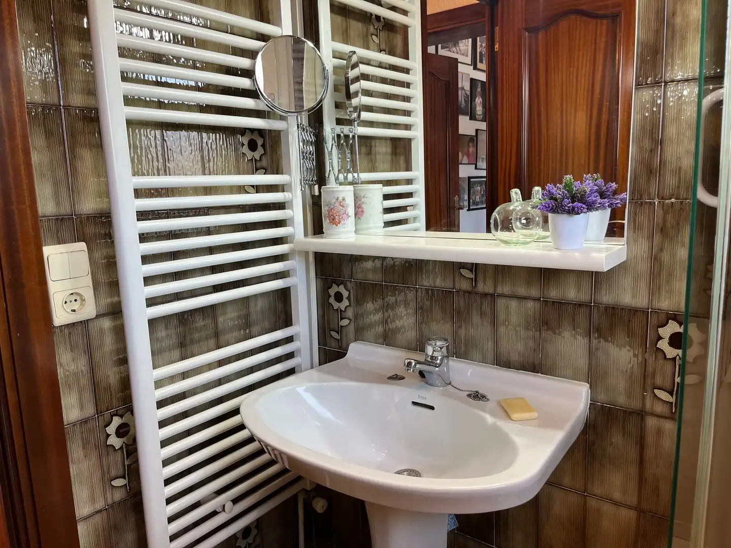 Baño de Casa adosada en venta en Esparreguera con Calefacción, Trastero y Amueblado