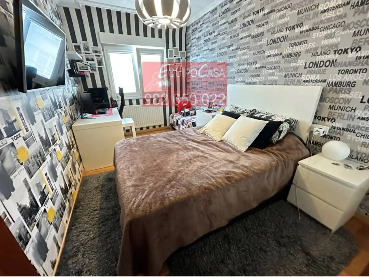 Habitación de Dúplex en venta en Lugo con Aire acondicionado, Calefacción y Parquet
