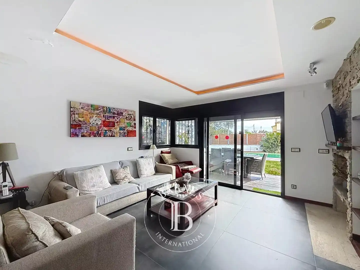 Sala d'estar de Casa o xalet en venda en Santa Susanna amb Aire condicionat, Calefacció i Jardí privat