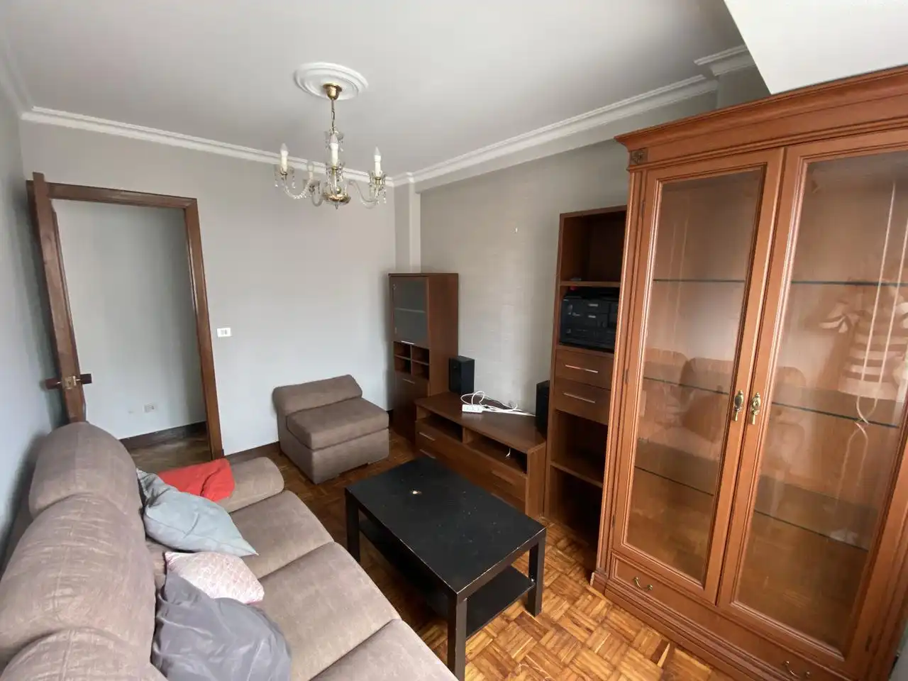 Sala d'estar de Pis de lloguer en A Coruña Capital  amb Calefacció i Moblat