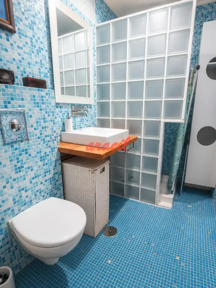 Bathroom of Duplexes for rent in Ourense Capital   with Heating and Furnished