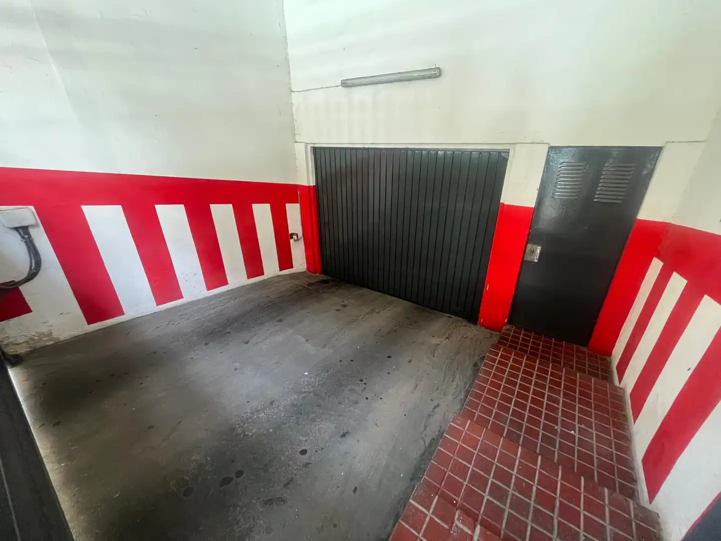 Parkplatz von Garage zum Verkauf in Zaragoza
