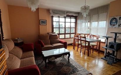 Living room of Flat for sale in Gijón   with Heating and Furnished