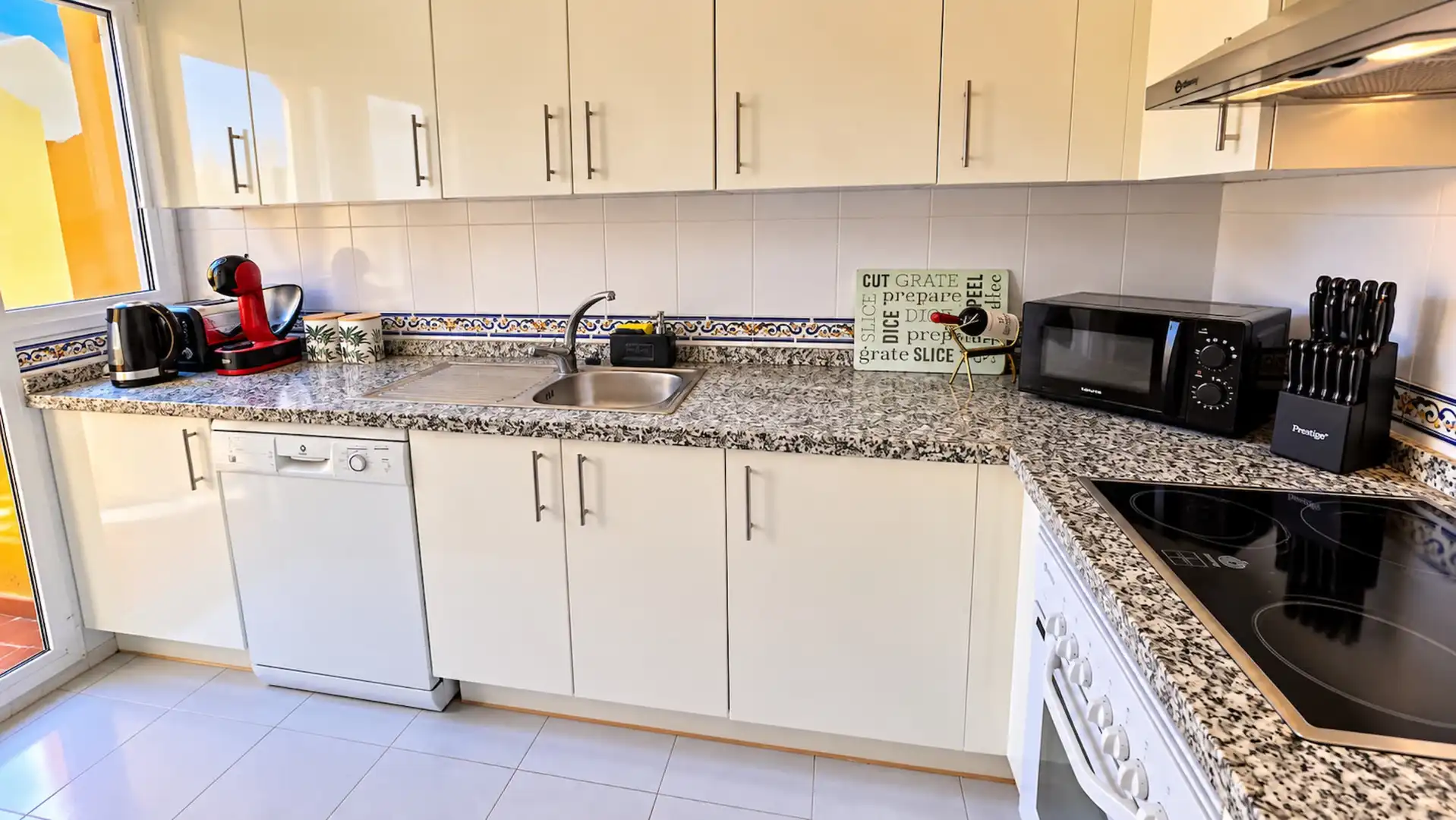 Kitchen of Attic for sale in La Duquesa