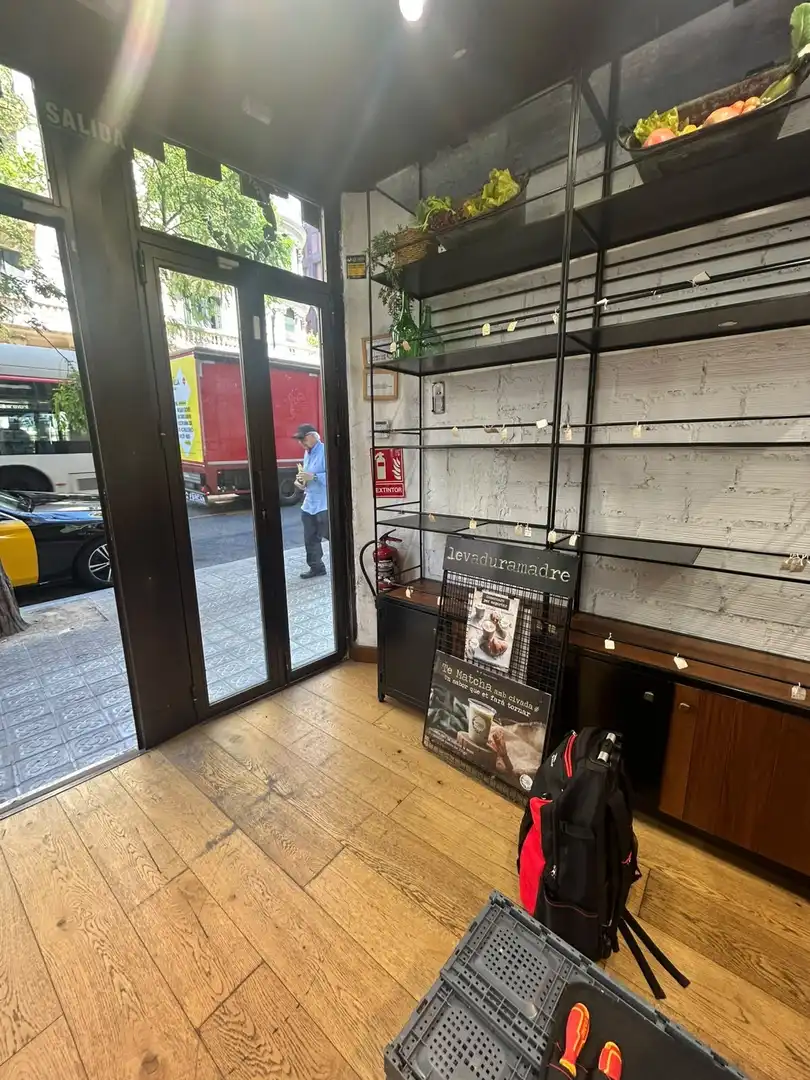 Local de alquiler en Barcelona con Aire acondicionado