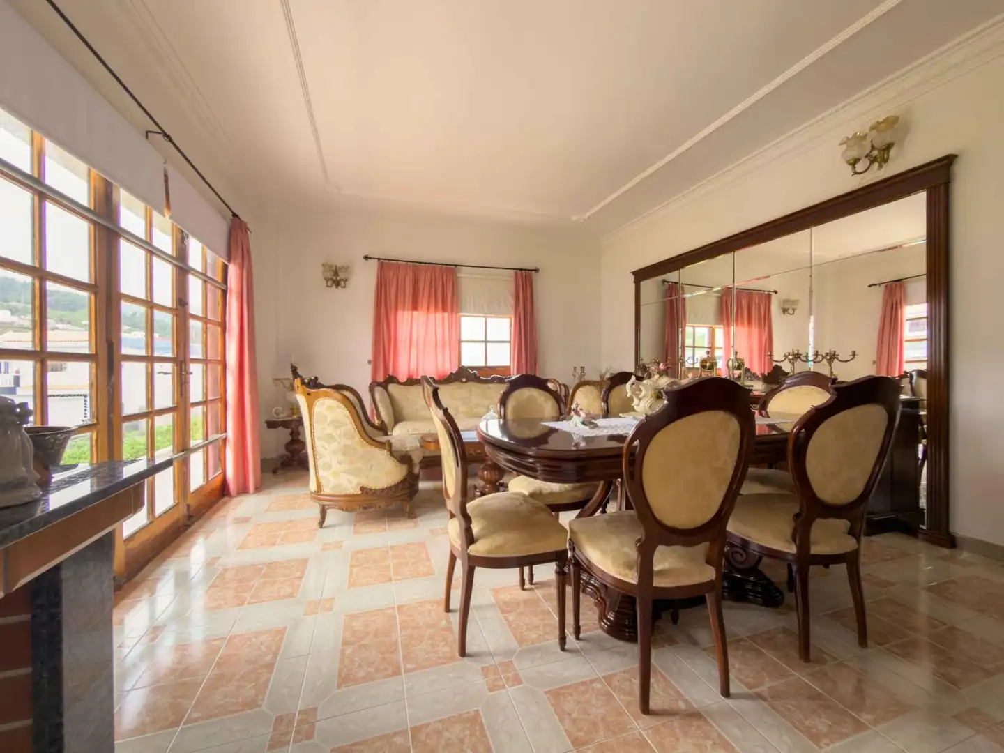 Dining room of Houses for sale in Icod de los Vinos  with Private garden, Terrace and Balcony