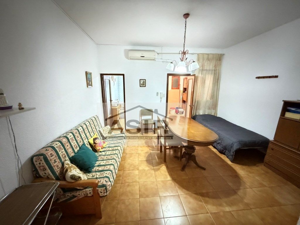 Sala d'estar de Casa o xalet en venda en Alzira amb Aire condicionat i Terrassa