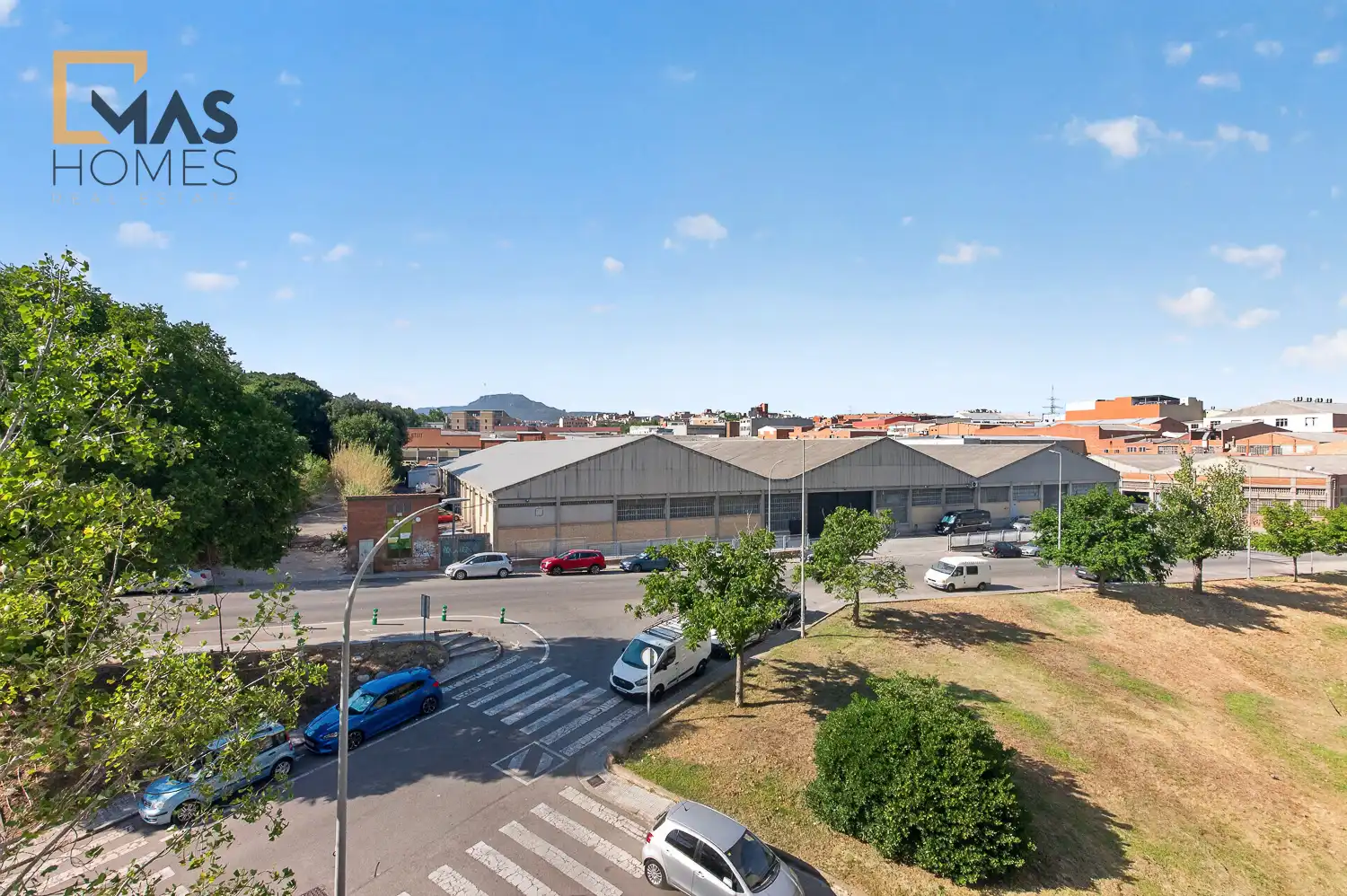 Vista exterior de Piso en venta en Terrassa con Aire acondicionado, Calefacción y Terraza