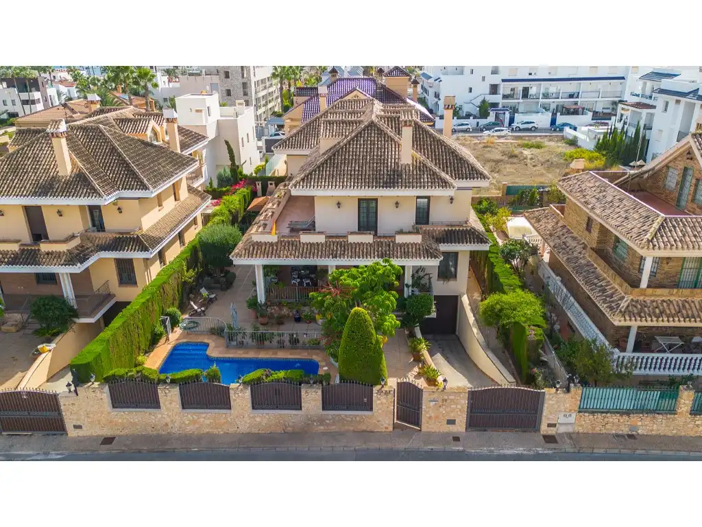 Maison avec piscine à vendre à Calle Mar Negro, imagen 11
