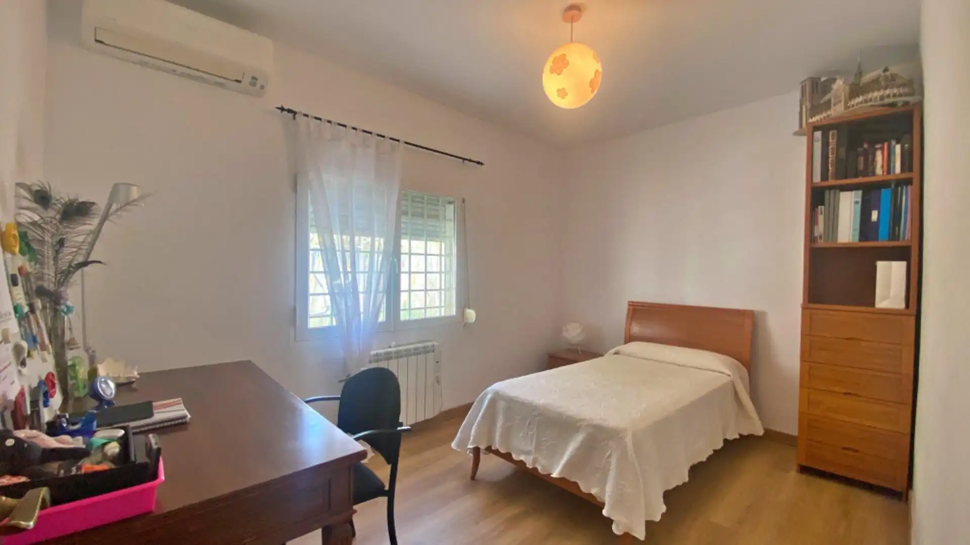 Dormitori de Casa o xalet en venda en El Campello amb Aire condicionat, Calefacció i Jardí privat