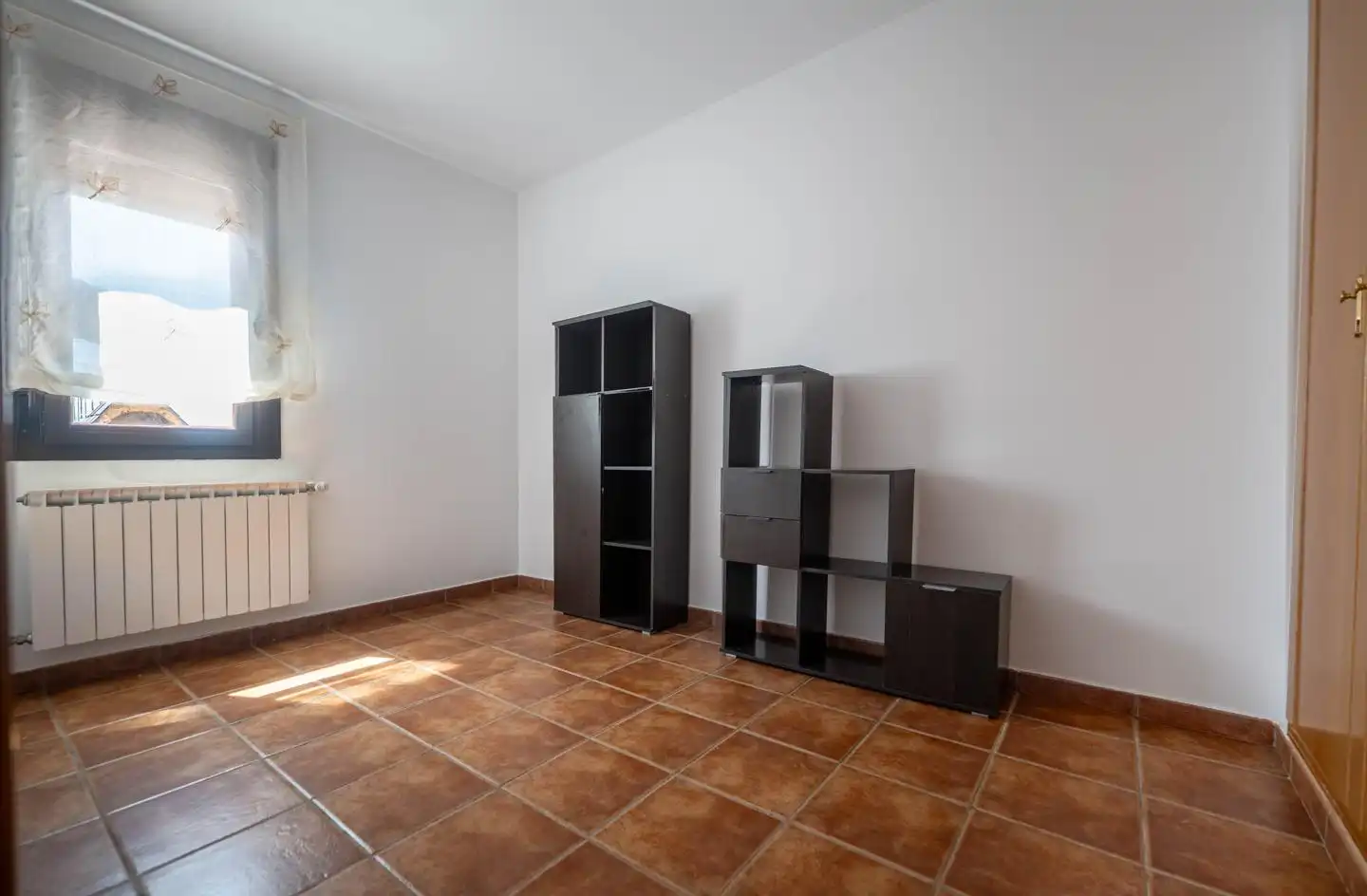Habitación de Casa adosada de alquiler en Ávila con Calefacción, Parquet y Terraza