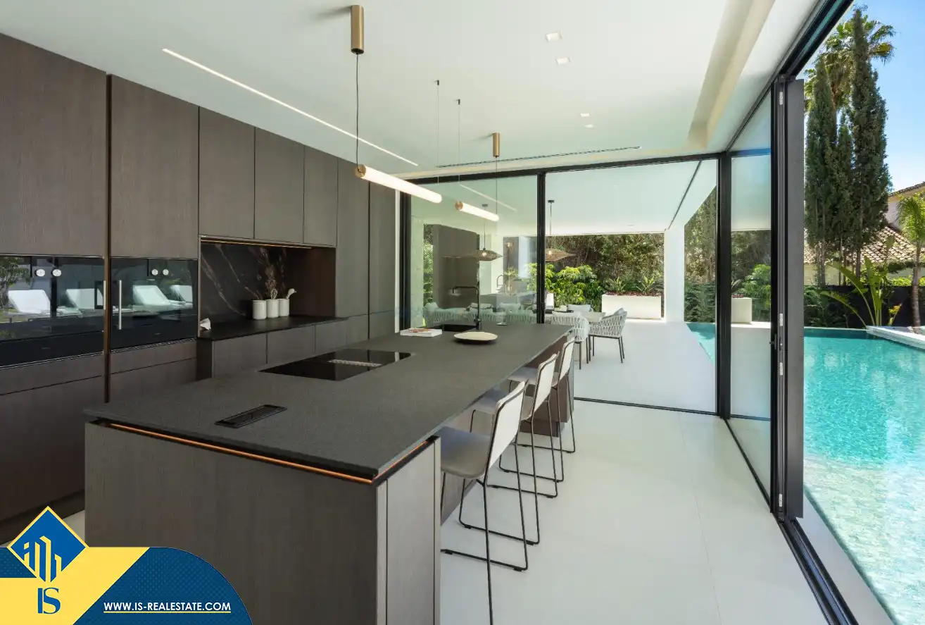Chalet con piscina en venta en Nueva Andalucía, imagen 8