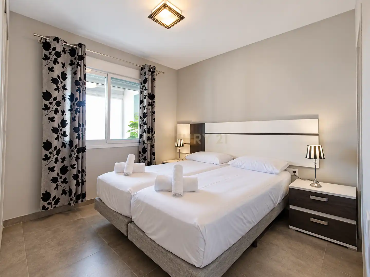 Schlafzimmer von Wohnungen zur Miete in Calpe / Calp mit Klimaanlage, Abstellraum und Ofen