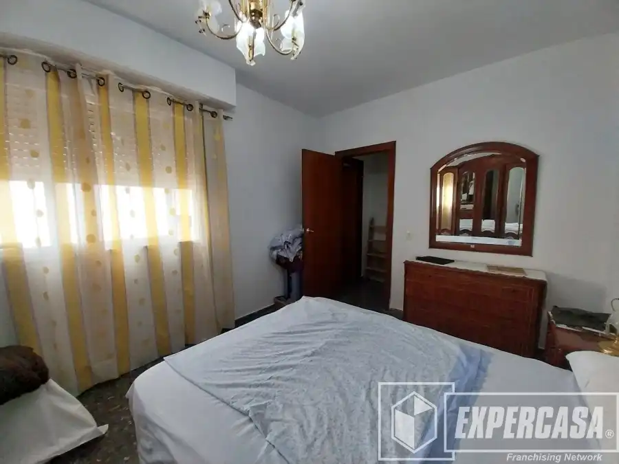Bedroom of Flat for sale in Centro - Casco antiguo