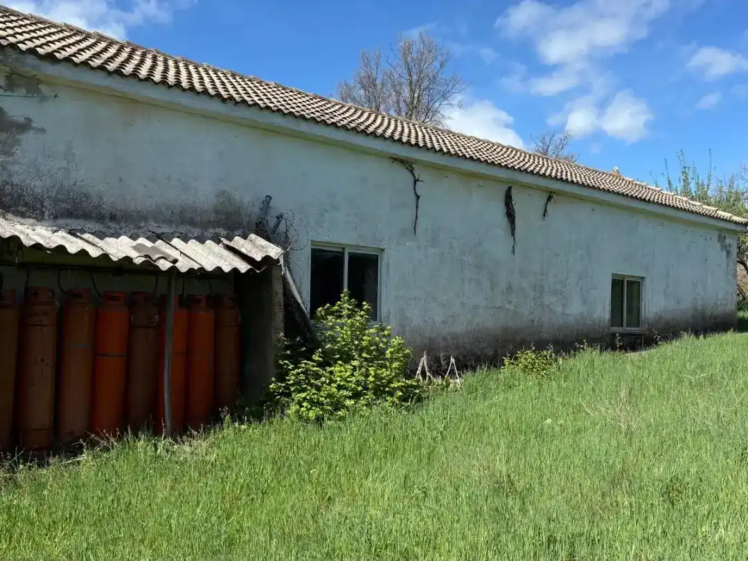 Exterior view of Houses for sale in Mombuey, Zamora