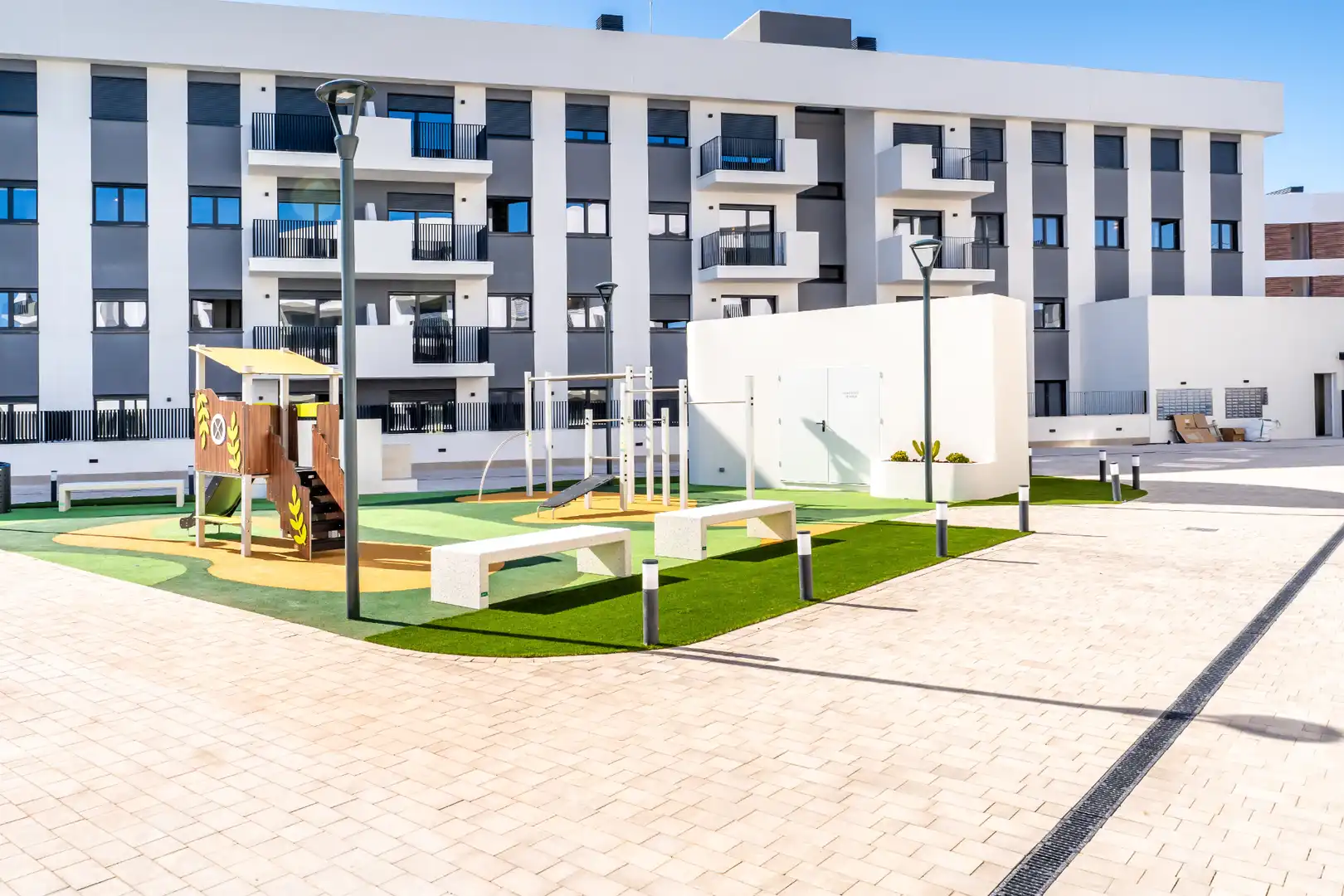 Exterior view of Flat for rent in El Campello  with Air Conditioner, Heating and Private garden