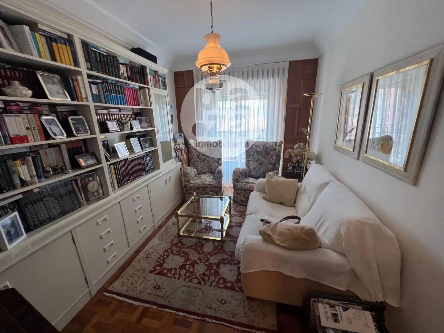 Living room of Flat for sale in Burgos  with Heating, Terrace and Storage room