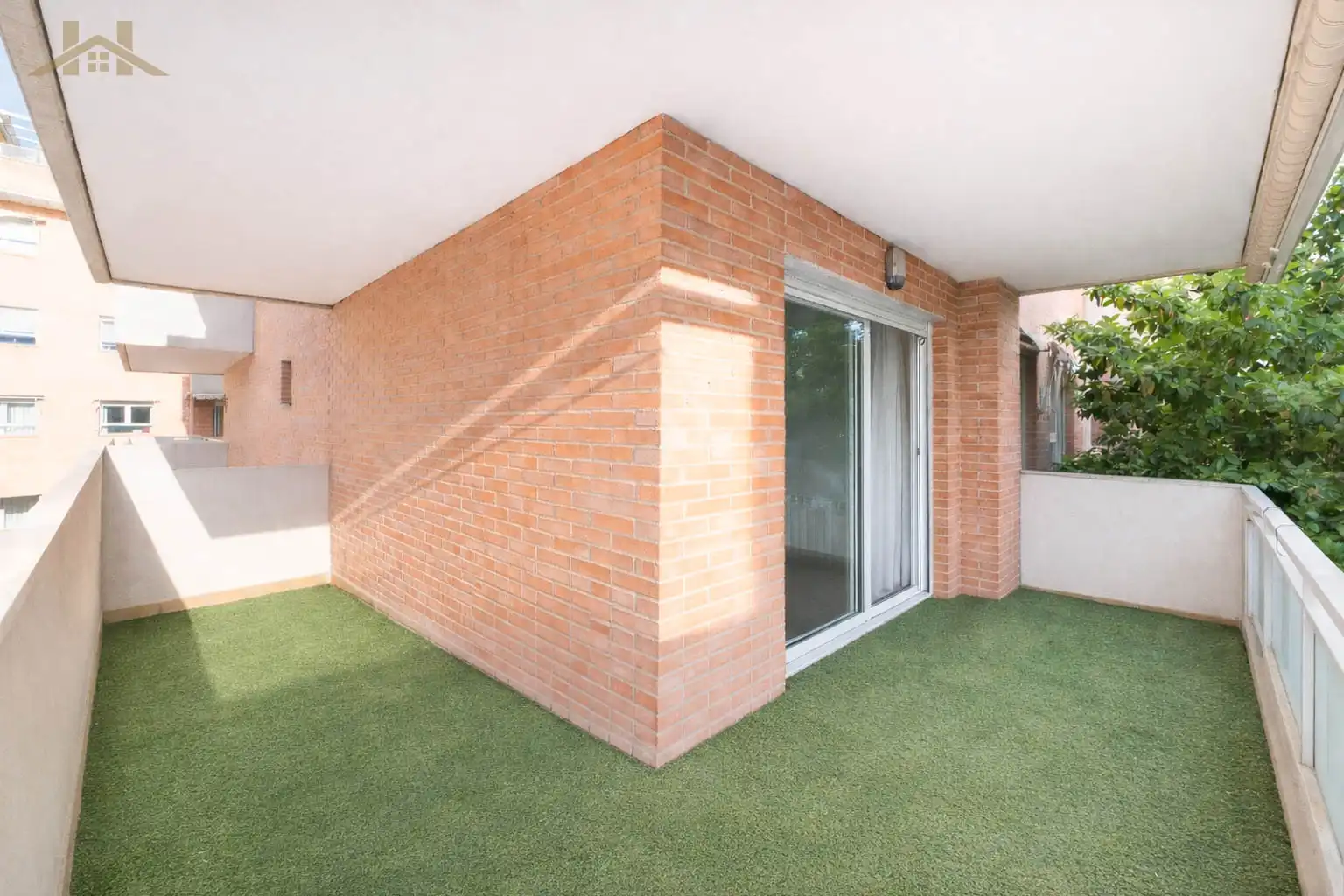 Vista exterior de Pis en venda en Pozuelo de Alarcón amb Aire condicionat, Calefacció i Terrassa
