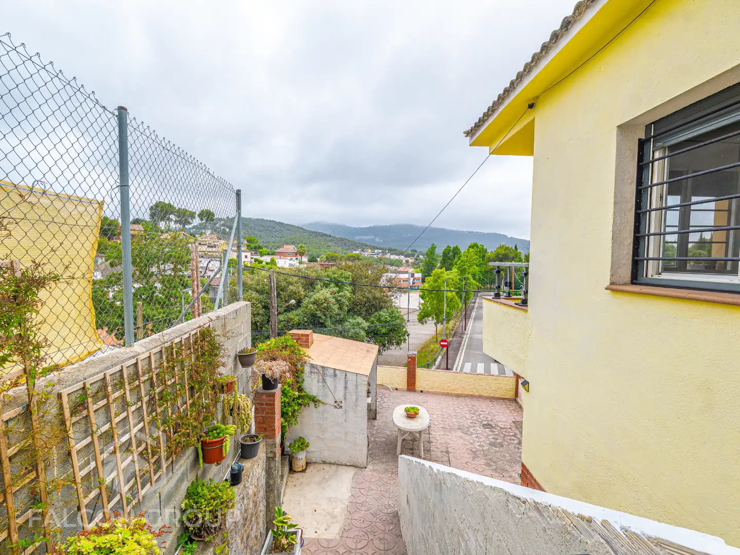 Vista exterior de Casa o chalet en venta en Canyelles con Jardín privado, Terraza y Piscina