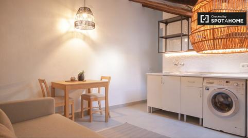 Photo 2 of Flat to rent in Universidad - Malasaña, Madrid