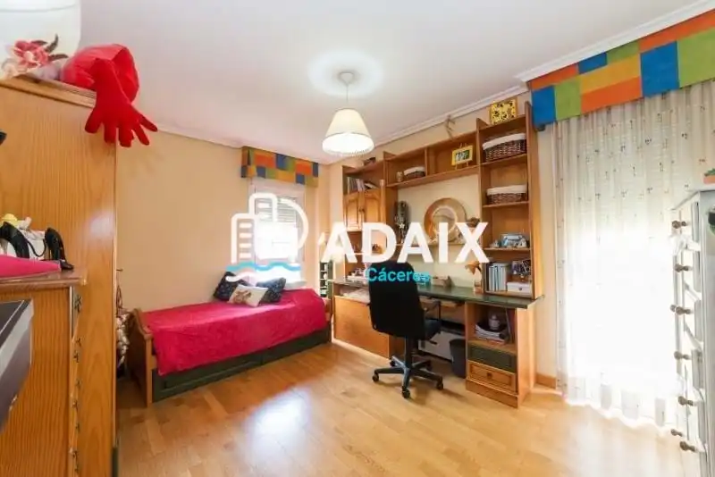 Chalet con piscina en venta en Calle Islas Cíes, imagen 14