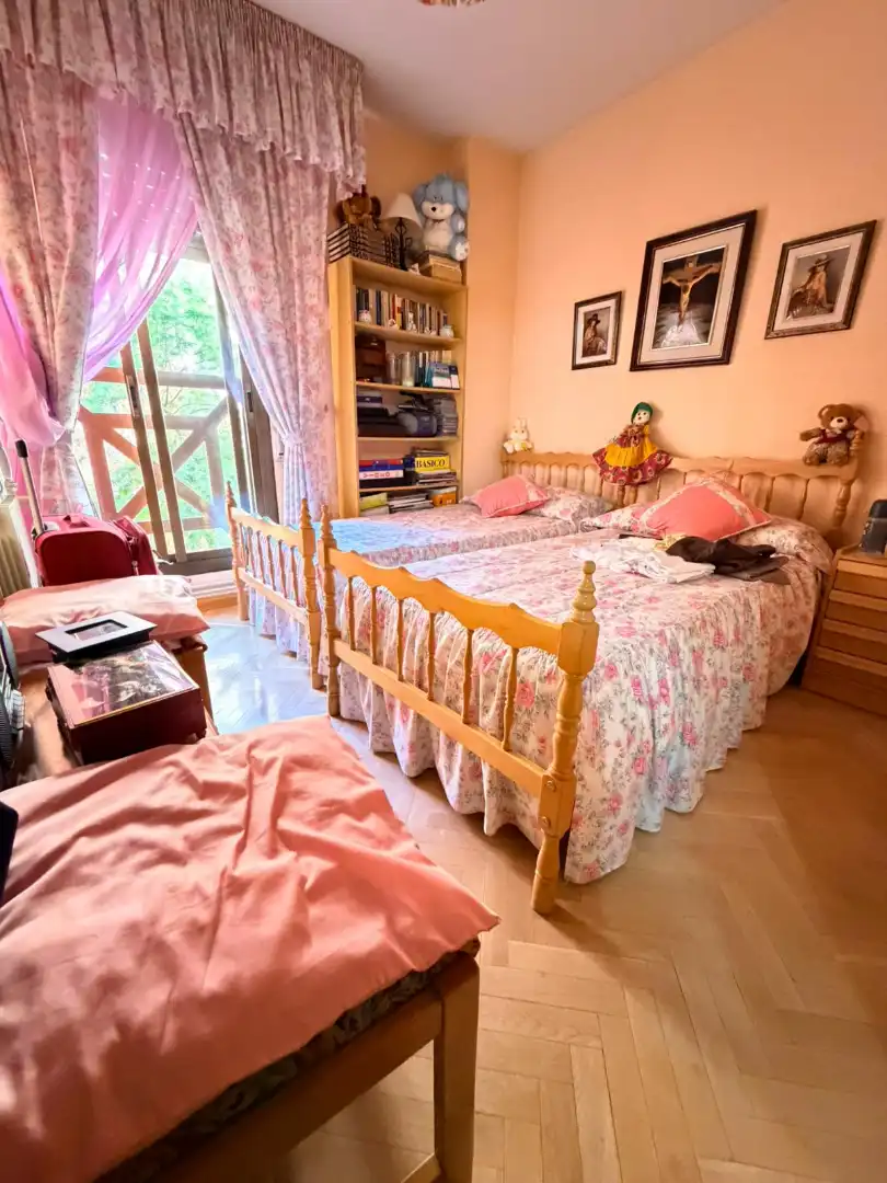 Bedroom of Flat for sale in Madrid  with Air Conditioner, Heating and Terrace