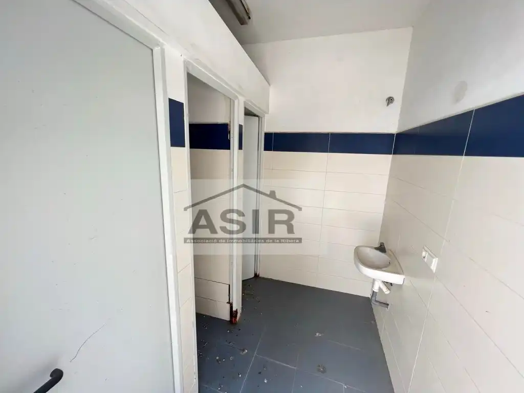 Baño de Edificio en venta en Alzira