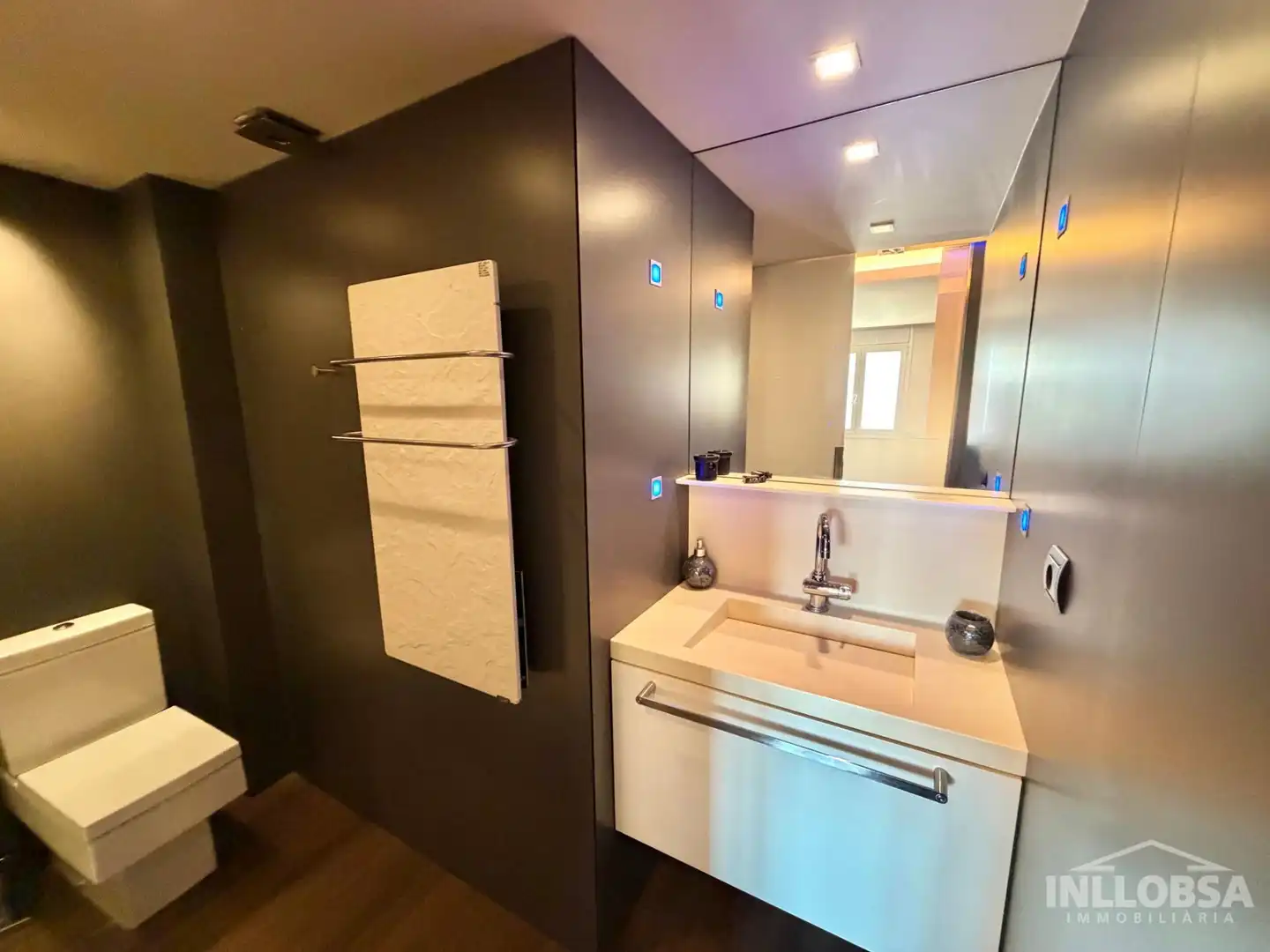 Baño de Piso de alquiler en Manresa con Aire acondicionado, Calefacción y Parquet
