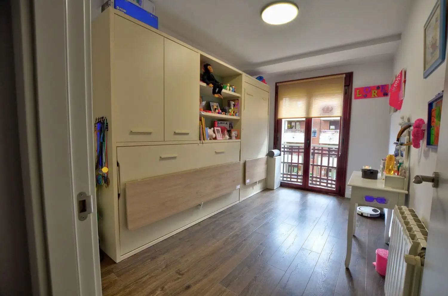 Habitación de Piso en venta en Oviedo  con Aire acondicionado, Calefacción y Jardín privado