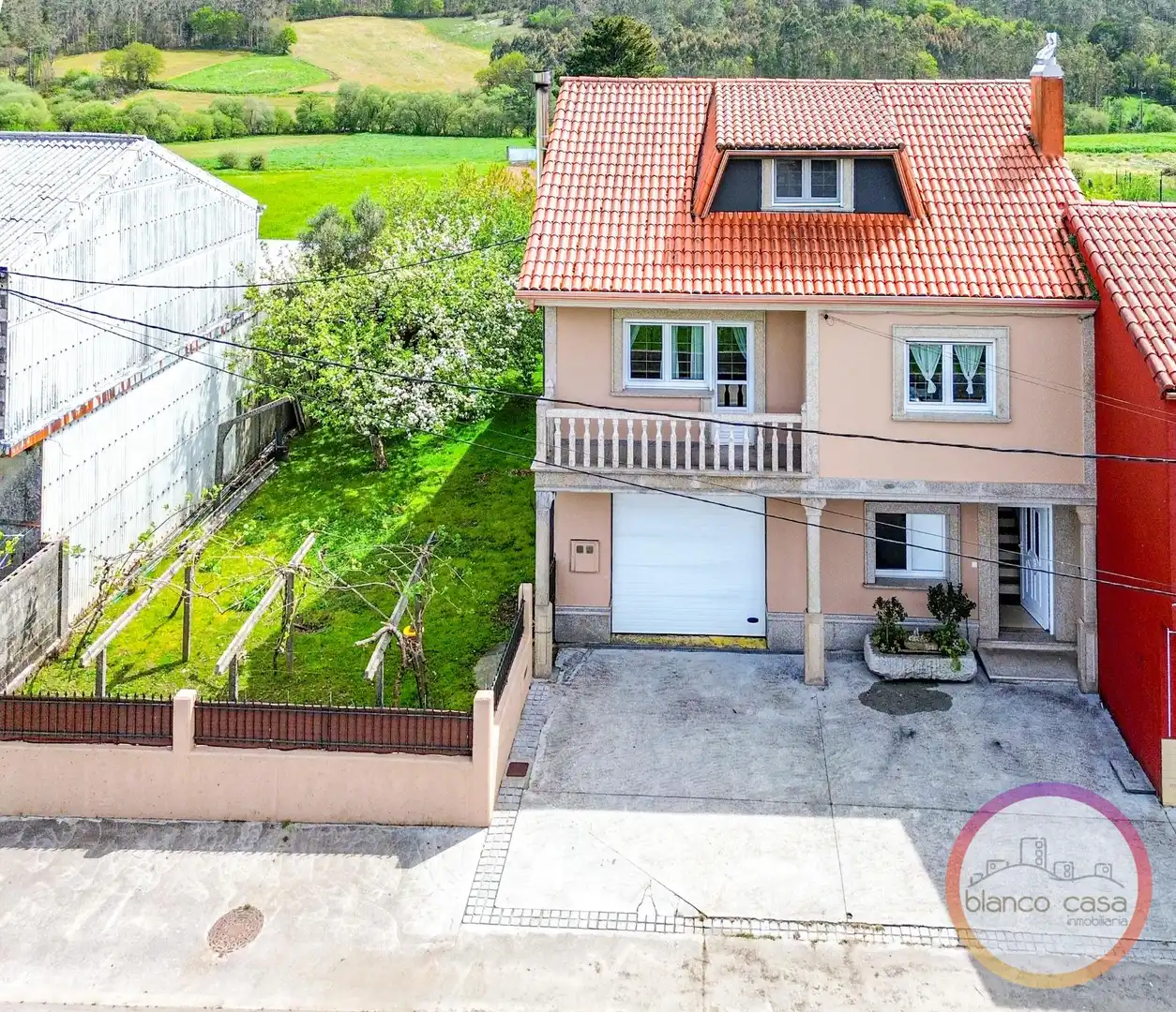 Exterior view of Houses for sale in Dumbría  with Private garden, Terrace and Storage room