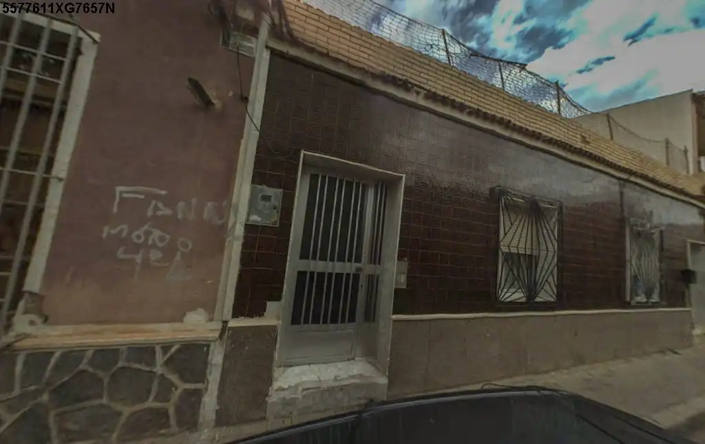 Casa adosada en venta en C/ Casas de Cesáreo, Los Dolores