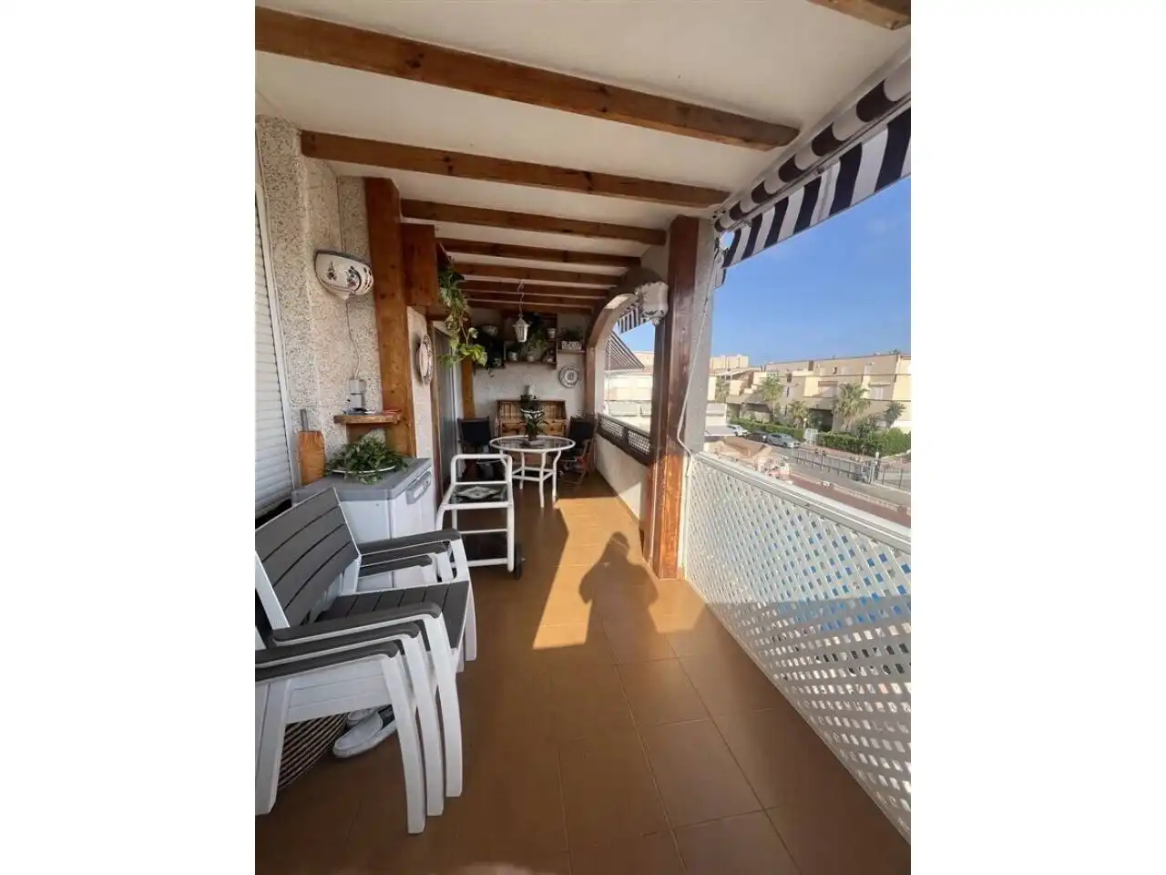 Terraza de Apartamento en venta en La Manga del Mar Menor con Aire acondicionado, Terraza y Piscina comunitaria